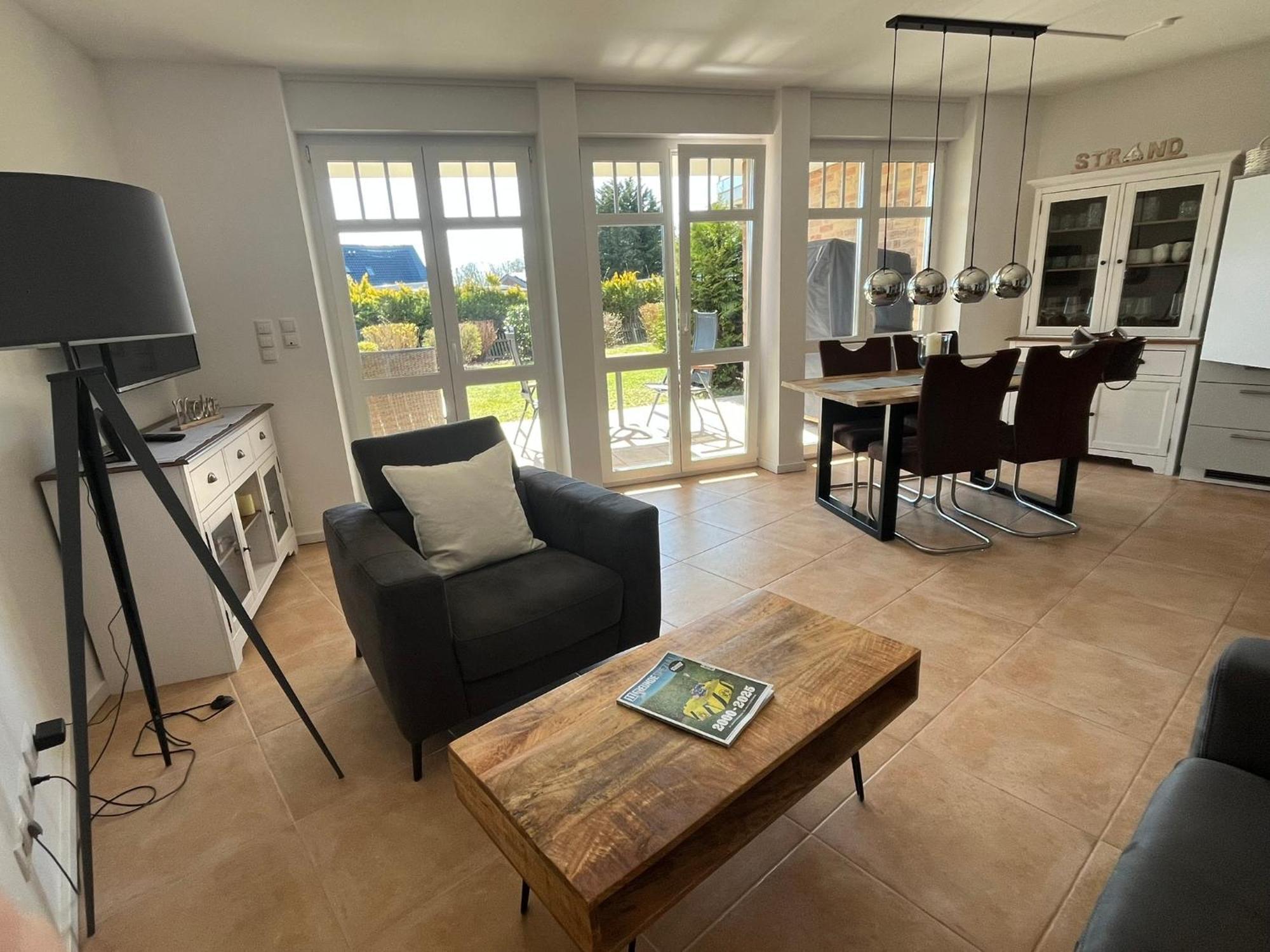 Hochwertige Traumferienwohnung Fehmarn - Neue Tiefe Naehe Suedstrand Bagian luar foto